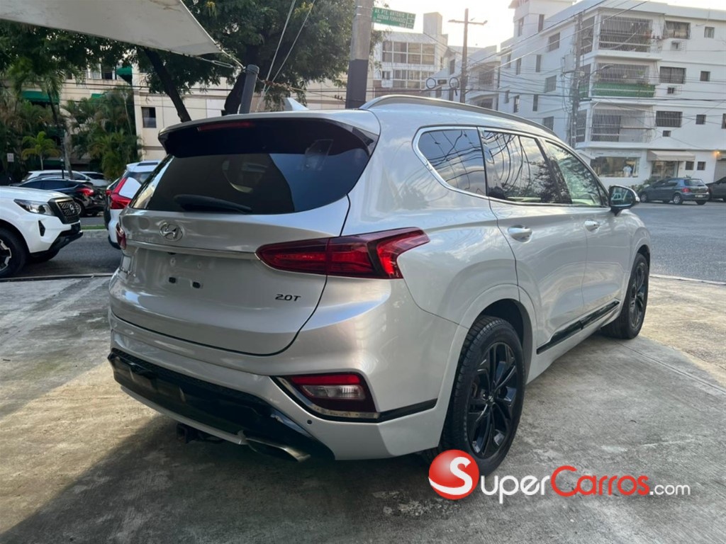 2020 Hyundai Santa Fe Limited — foto 4 / 9
