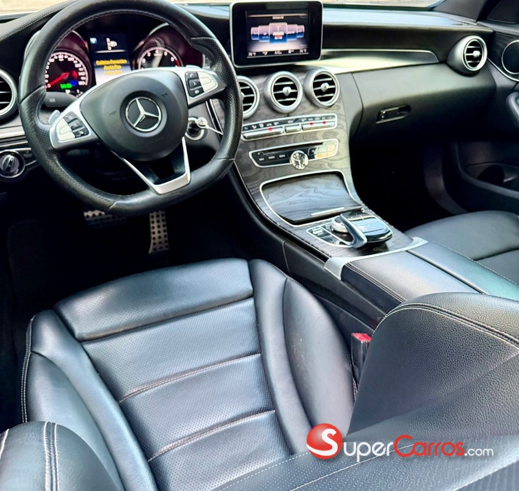 2015 Mercedes-Benz Clase C 300 — foto 5 / 11