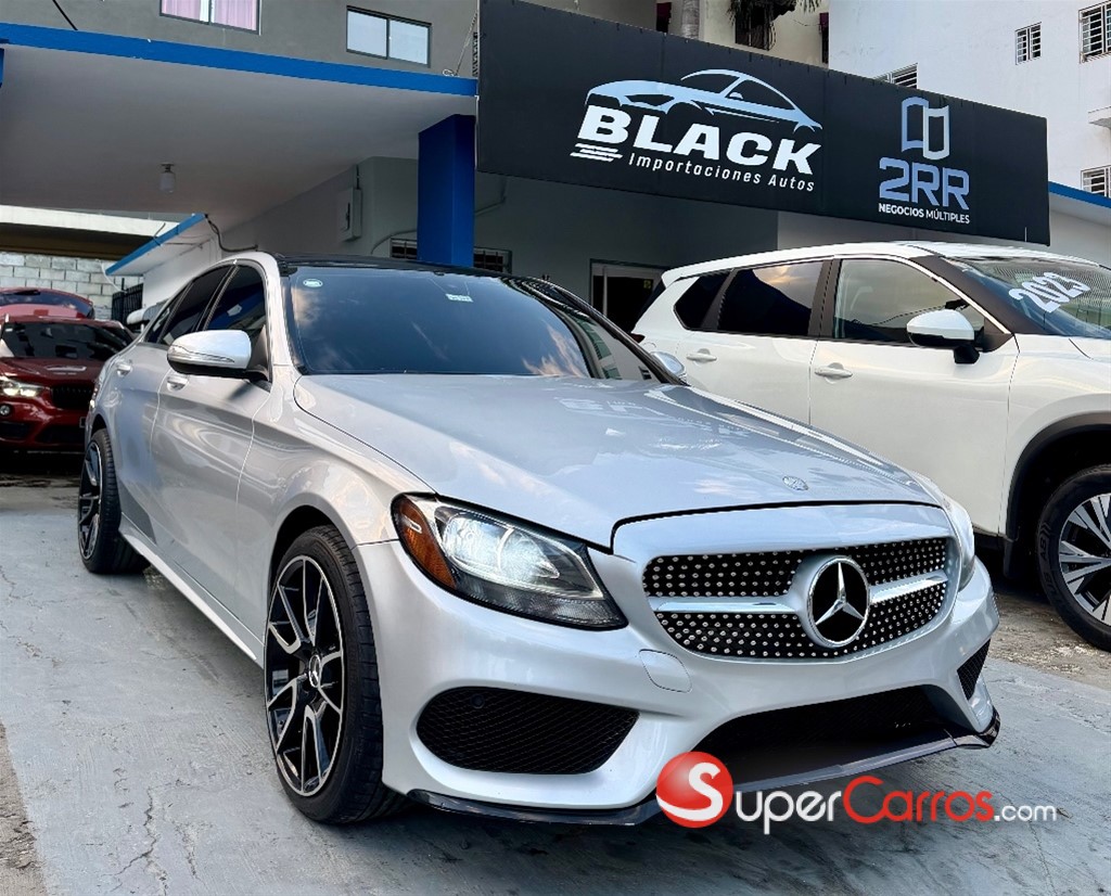2015 Mercedes-Benz Clase C 300 — foto 6 / 11