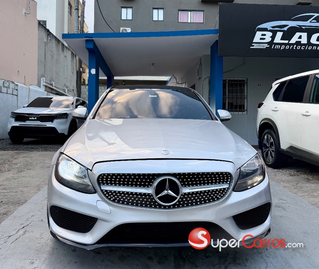 2015 Mercedes-Benz Clase C 300 — foto 7 / 11