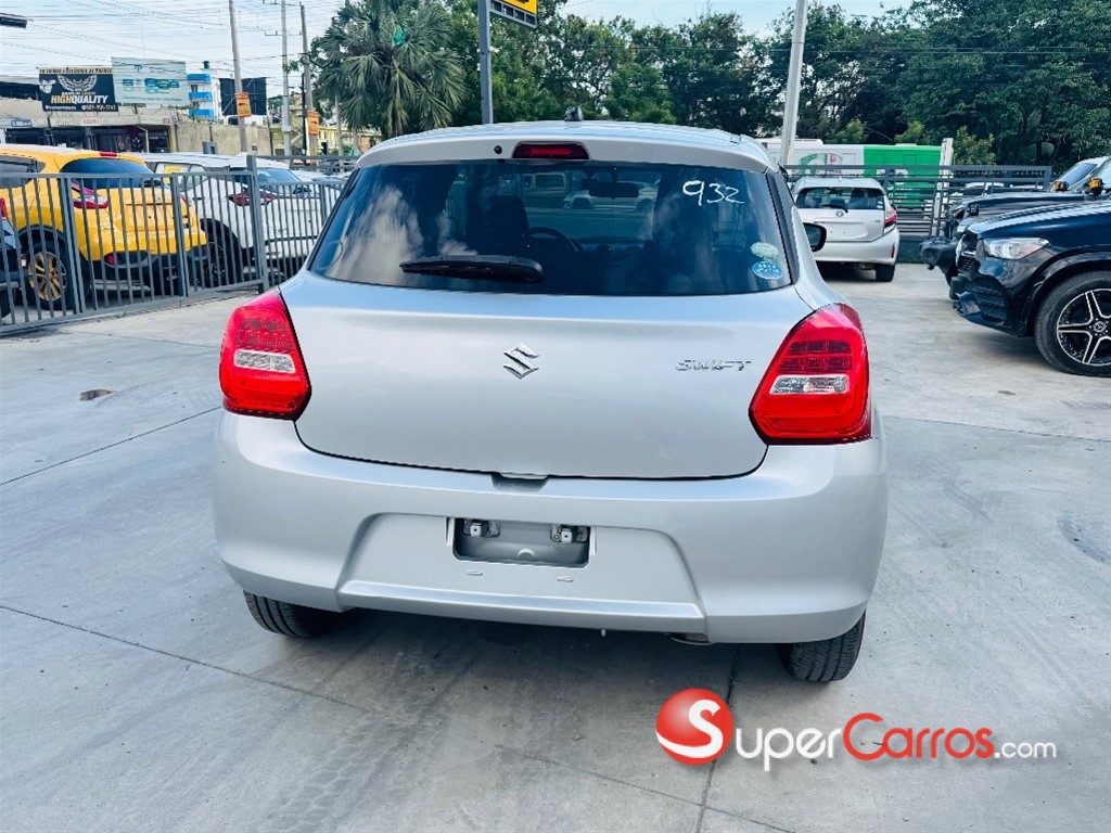 2020 Suzuki Swift — foto 5 / 12