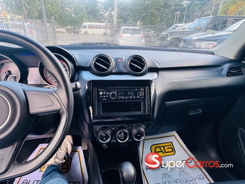 2020 Suzuki Swift — foto 11 / 12