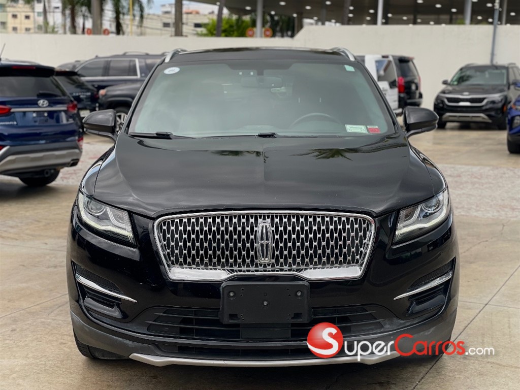 2019 Lincoln MKC — foto 2 / 9