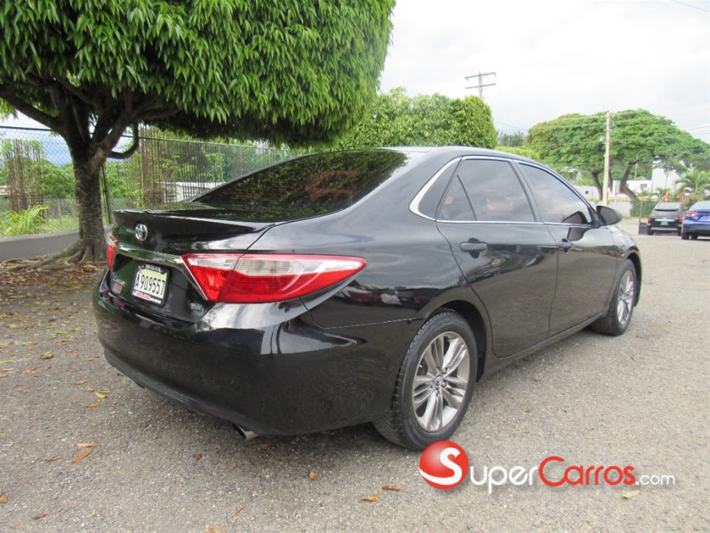 2015 Toyota Camry SE — foto 3 / 12