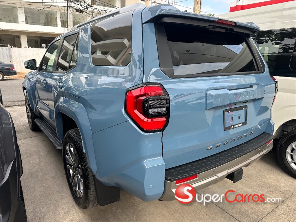 2026 Toyota 4 Runner Limited — foto 4 / 9