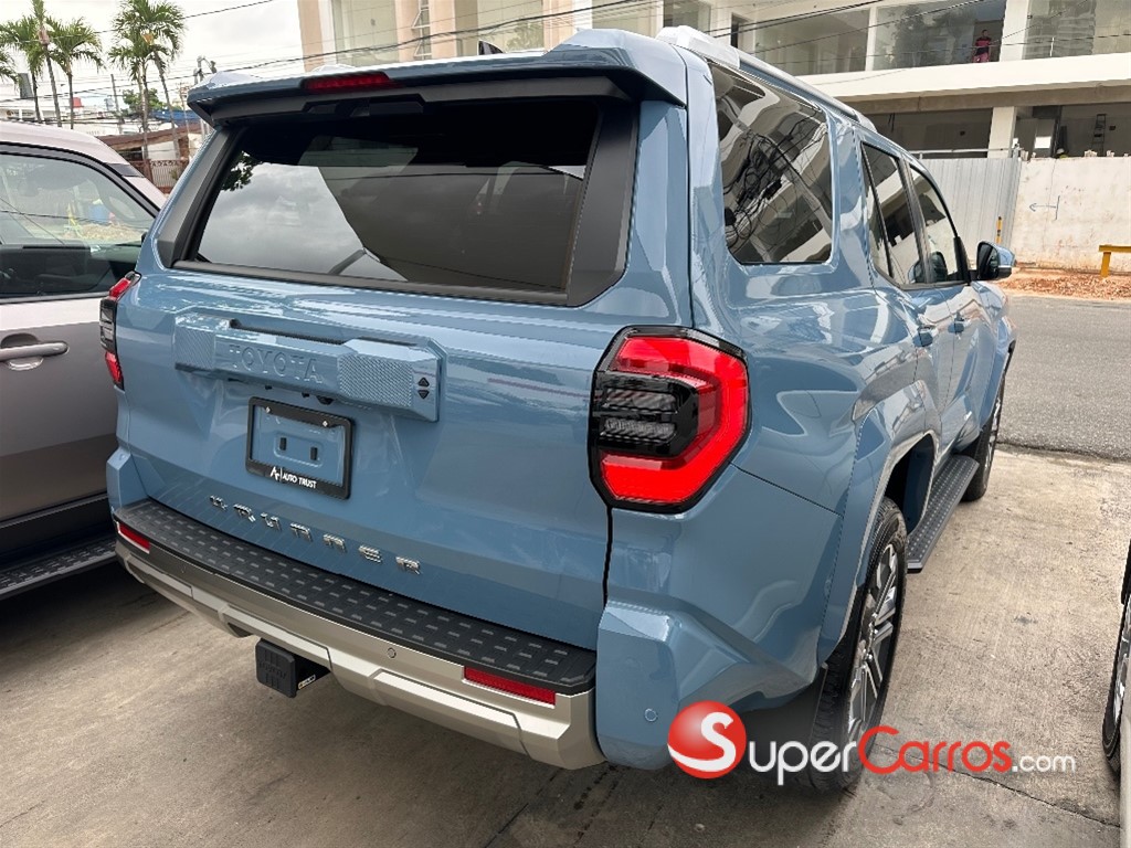 2026 Toyota 4 Runner Limited — foto 6 / 9