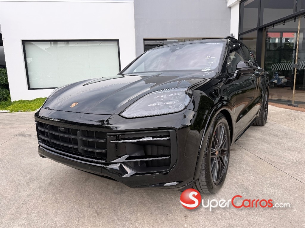 2026 Porsche Cayenne GTS — foto 2 / 11