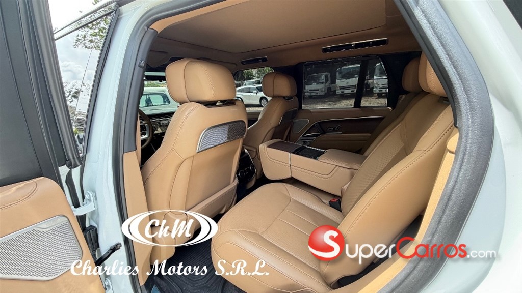 2025 Land Rover Range Rover HSE — foto 6 / 12