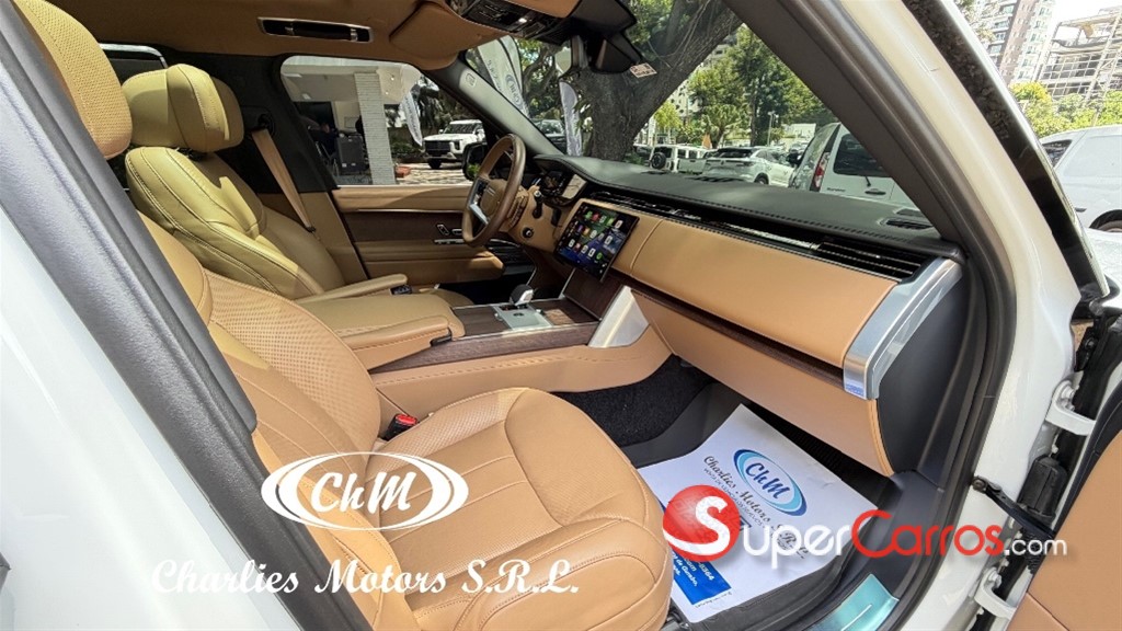 2025 Land Rover Range Rover HSE — foto 8 / 12