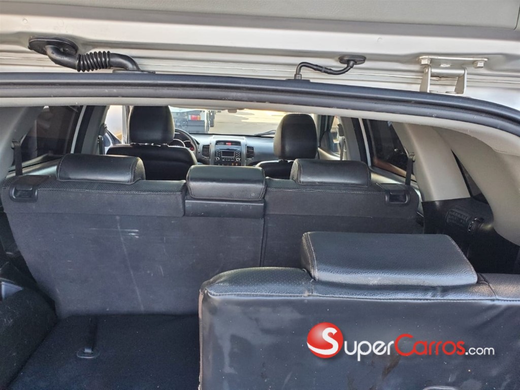2011 Kia Sorento Limited — foto 7 / 12