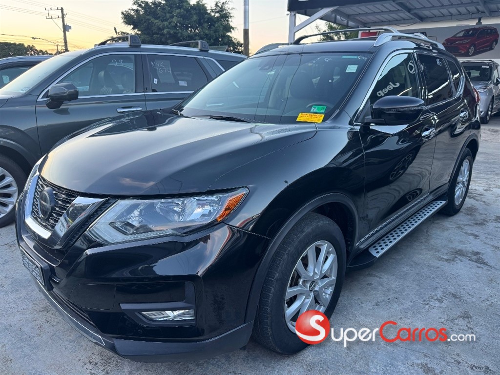 2020 Nissan Rogue SV — foto 3 / 11