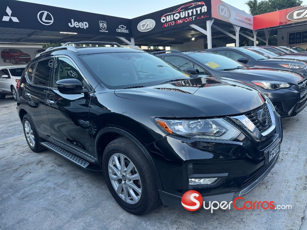 2020 Nissan Rogue SV — foto 10 / 11