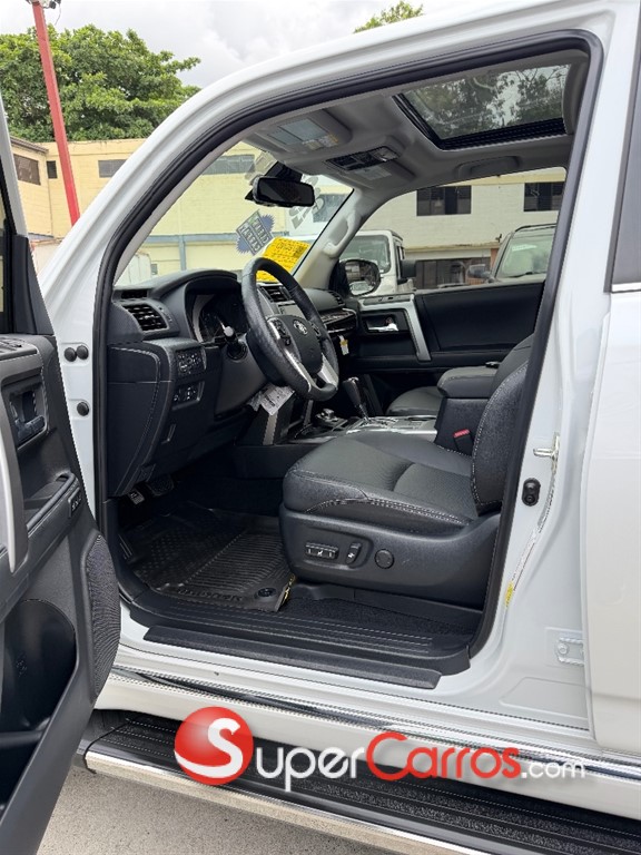 2024 Toyota 4 Runner Limited — foto 7 / 11