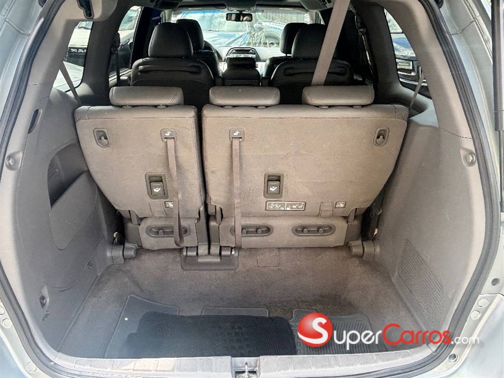 2010 Honda Odyssey EX — foto 8 / 10