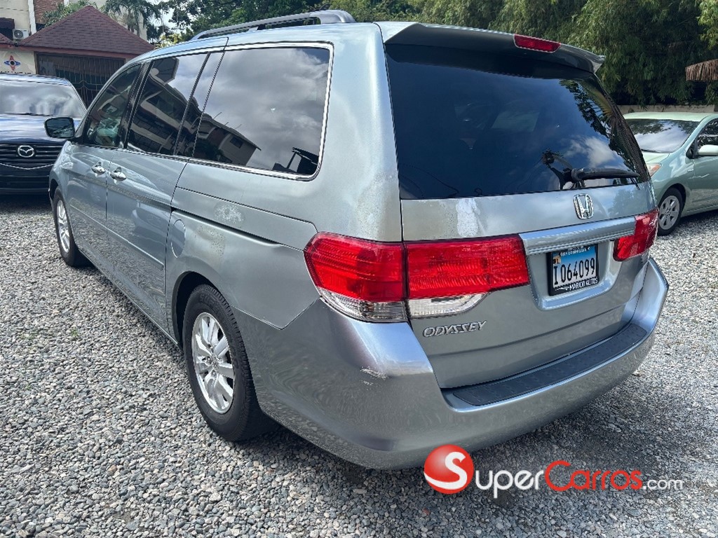 2010 Honda Odyssey EX — foto 9 / 10