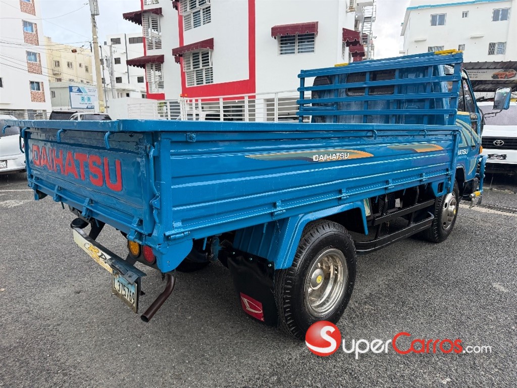 2006 Daihatsu Delta Cama Corta — foto 4 / 8