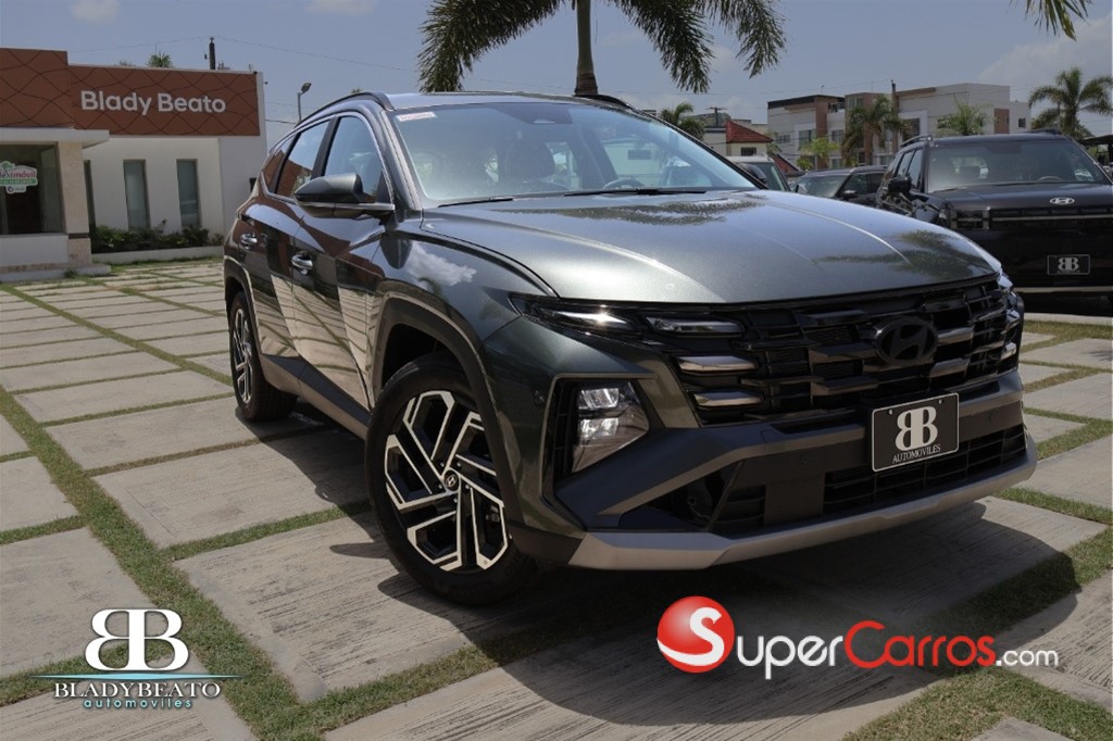 2026 Hyundai Tucson Signature — foto 8 / 12