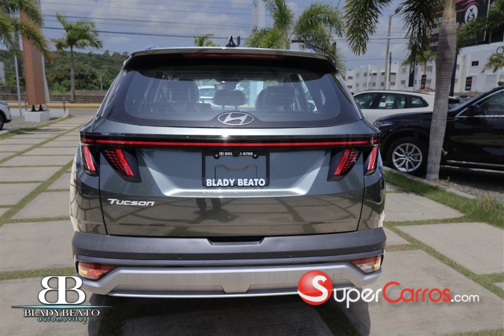 2026 Hyundai Tucson Signature — foto 10 / 12