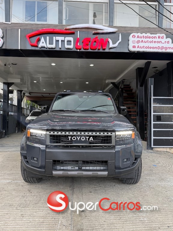 2024 Toyota Land Cruiser Prado Híbrida
