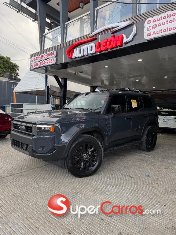 2024 Toyota Land Cruiser Prado Híbrida — foto 2 / 12