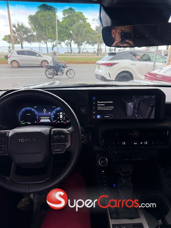 2024 Toyota Land Cruiser Prado Híbrida — foto 6 / 12