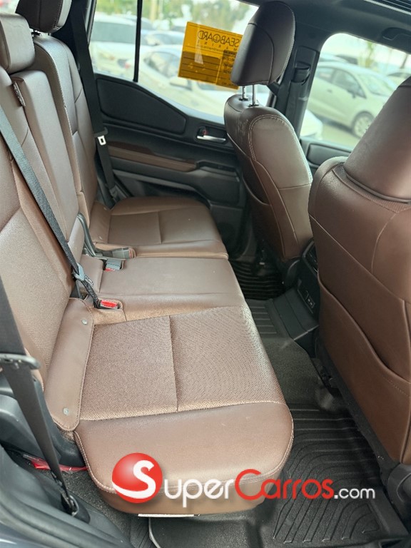 2024 Toyota Land Cruiser Prado Híbrida — foto 12 / 12