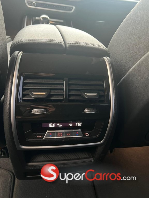 2022 BMW X 7 XDRIVE 40i — foto 6 / 10