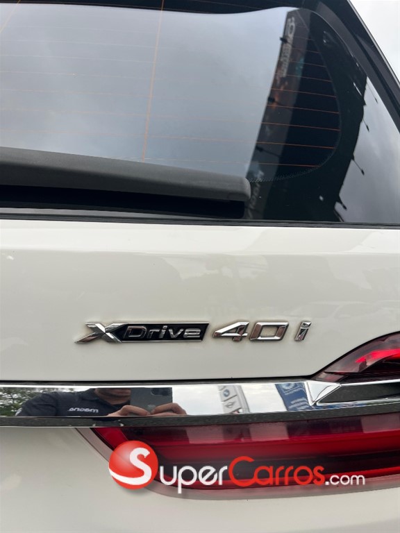 2022 BMW X 7 XDRIVE 40i — foto 7 / 10