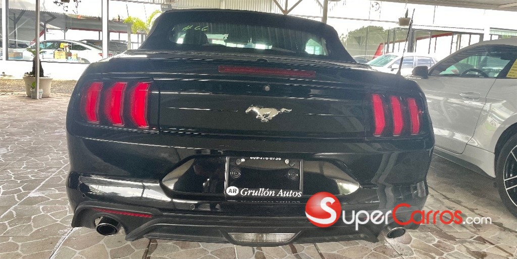 2021 Ford Mustang Ecoboost — foto 4 / 7