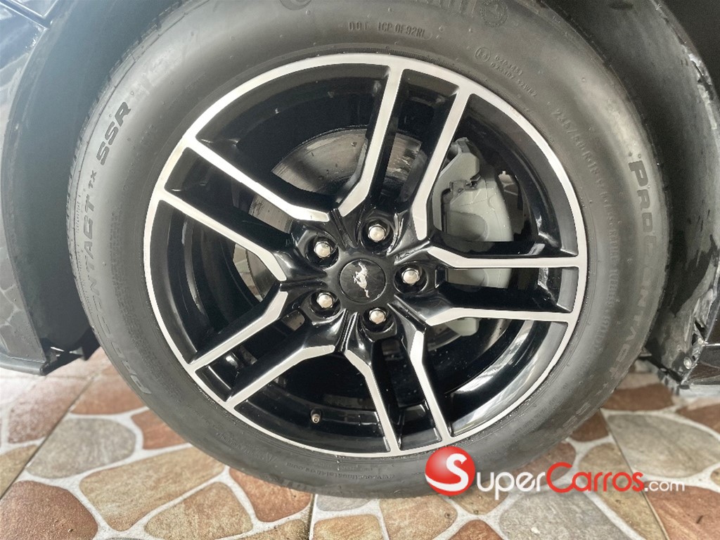 2021 Ford Mustang Ecoboost — foto 7 / 7