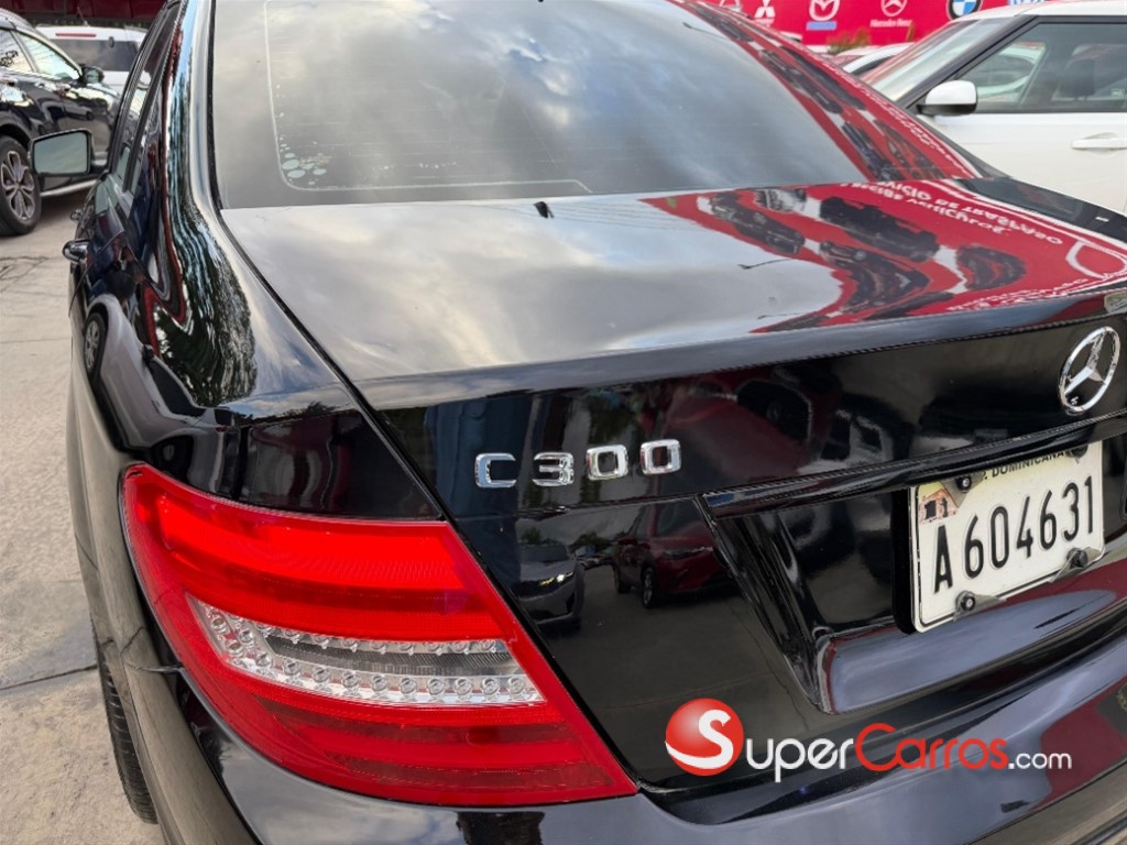 2010 Mercedes-Benz Clase C 300 — foto 5 / 9