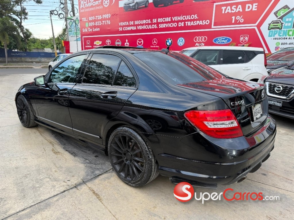2010 Mercedes-Benz Clase C 300 — foto 6 / 9