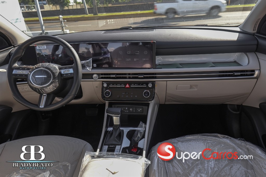 2026 Hyundai Tucson Signature — foto 9 / 12