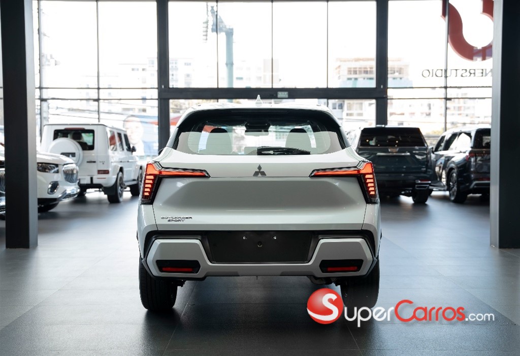 2027 Mitsubishi Motors Outlander Sport — foto 2 / 12