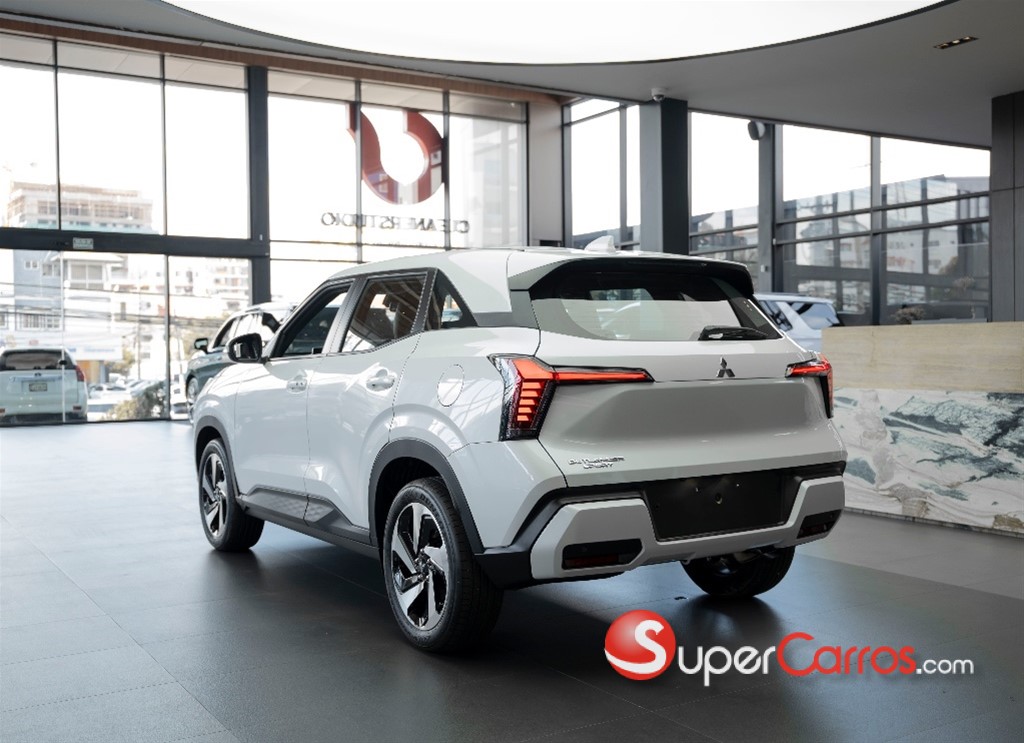2027 Mitsubishi Motors Outlander Sport — foto 5 / 12