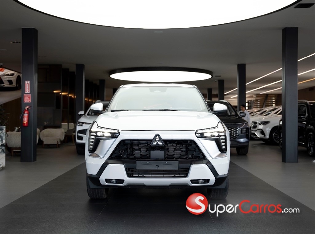 2027 Mitsubishi Motors Outlander Sport — foto 11 / 12