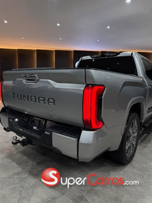 2023 Toyota Tundra Capstone — foto 9 / 12