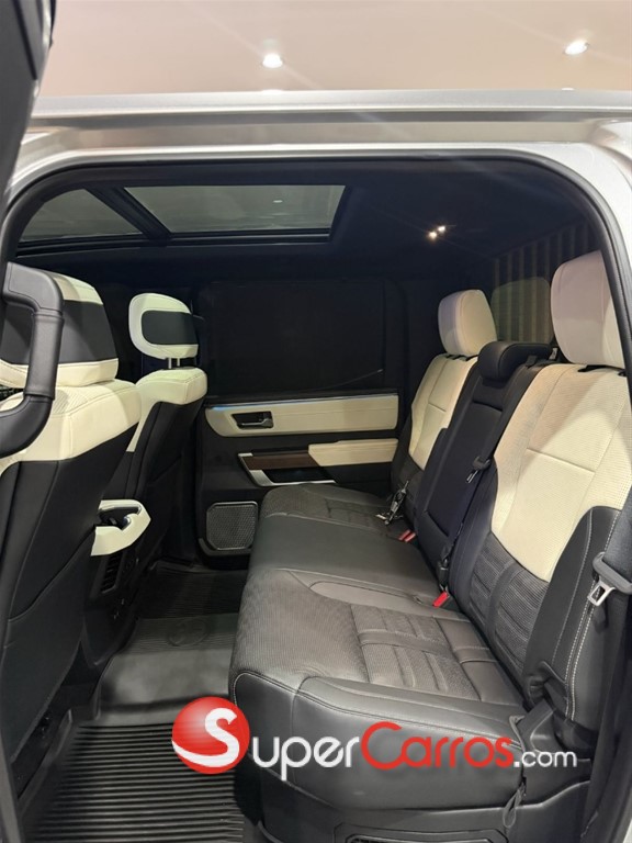 2023 Toyota Tundra Capstone — foto 12 / 12