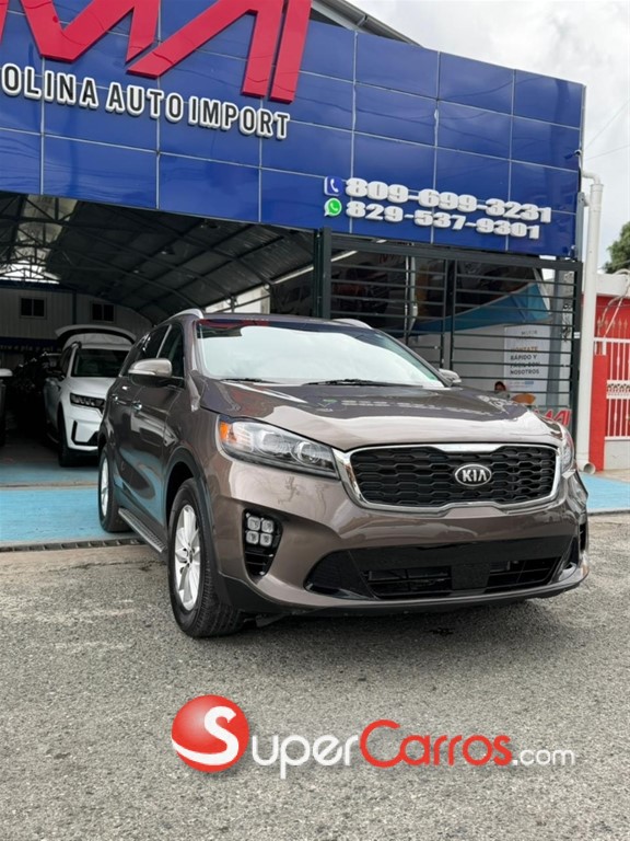 2020 Kia Sorento LX — foto 8 / 12