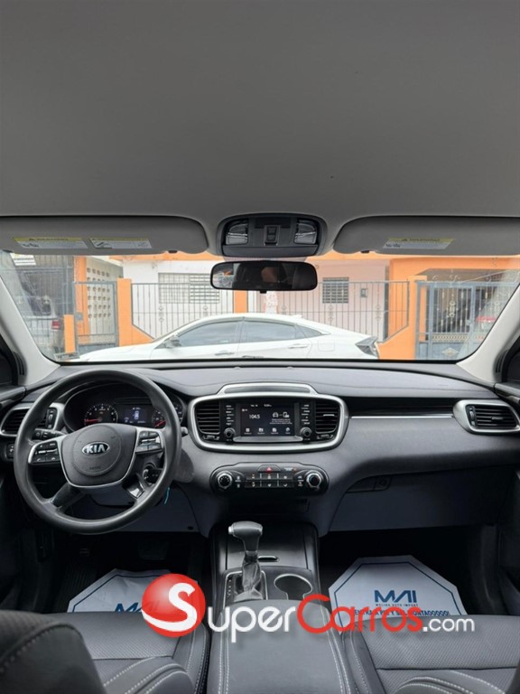 2020 Kia Sorento LX — foto 10 / 12