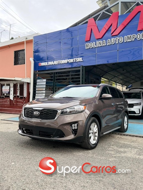 2020 Kia Sorento LX — foto 11 / 12