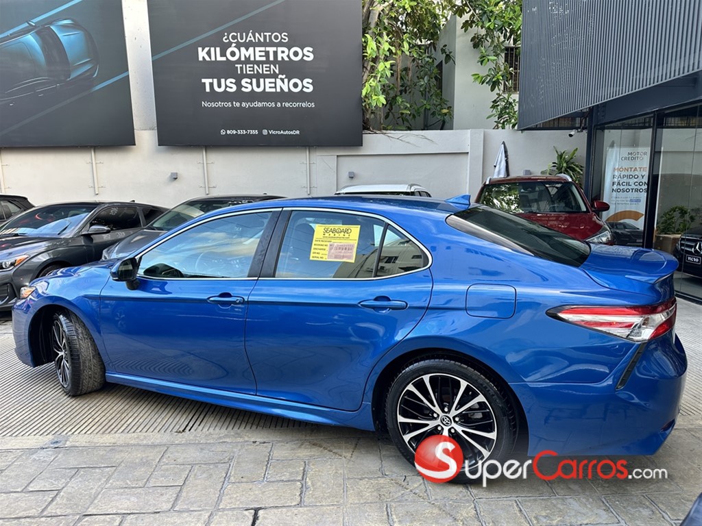 2020 Toyota Camry SE — foto 3 / 12