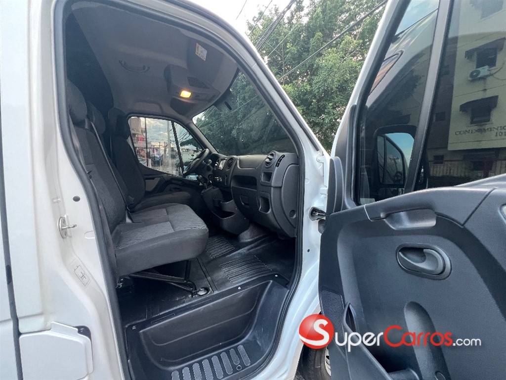 2025 Renault Master Carga — foto 9 / 11