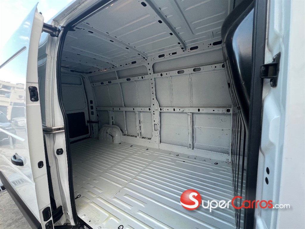 2025 Renault Master Carga — foto 10 / 11