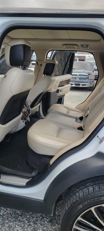 2018 Land Rover Range Rover — foto 9 / 11