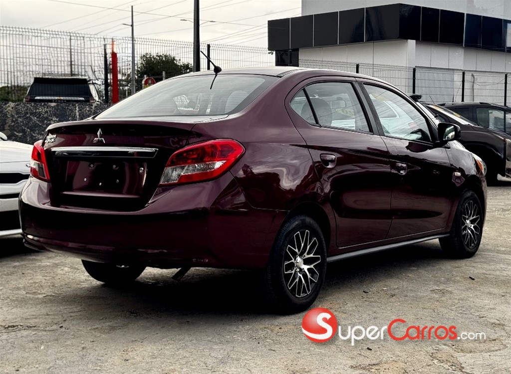 2020 Mitsubishi Motors Mirage G4 — foto 5 / 10