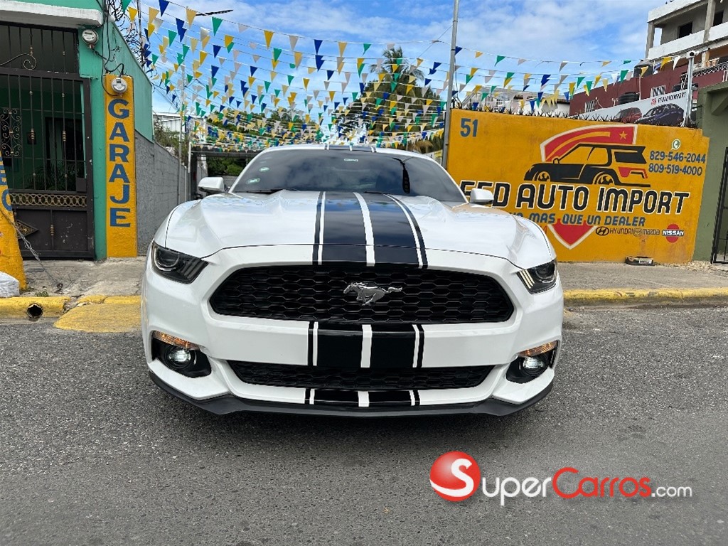 2017 Ford Mustang Ecoboost Premium — foto 2 / 12