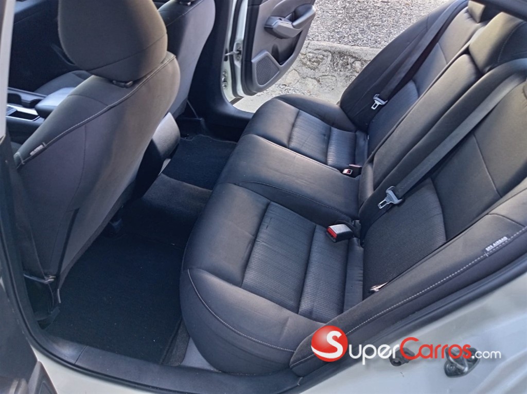 2022 Nissan Altima SV — foto 4 / 12