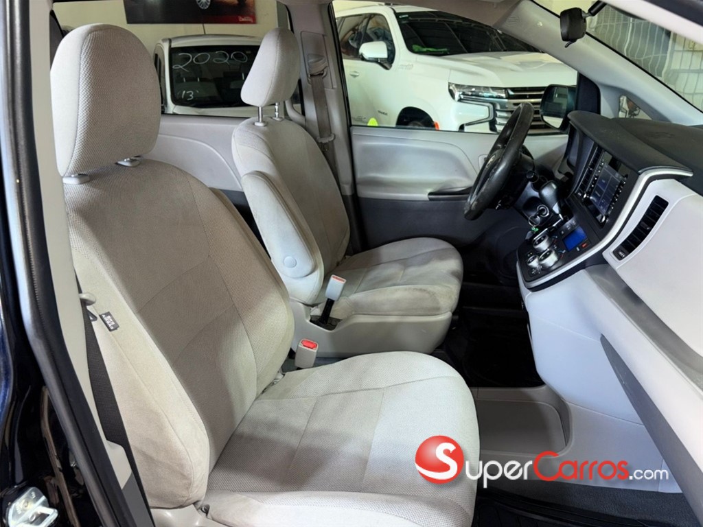 2020 Toyota Sienna — foto 2 / 11
