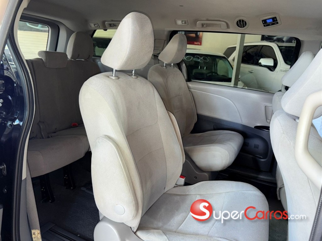 2020 Toyota Sienna — foto 6 / 11